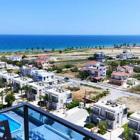 Royal Life Poseidon B Long Iskele Apartment *
